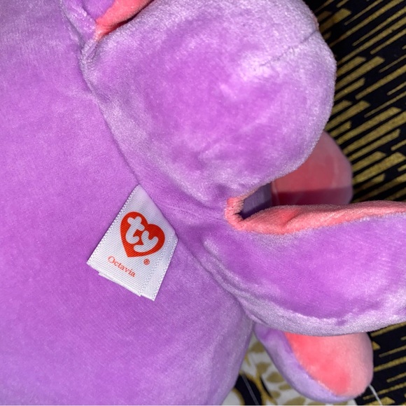TY SQUISH A BOOS OCTAVIA THE PURPLE OCTOPUS PLUSH PILLOW TOY - Picture 6 of 6